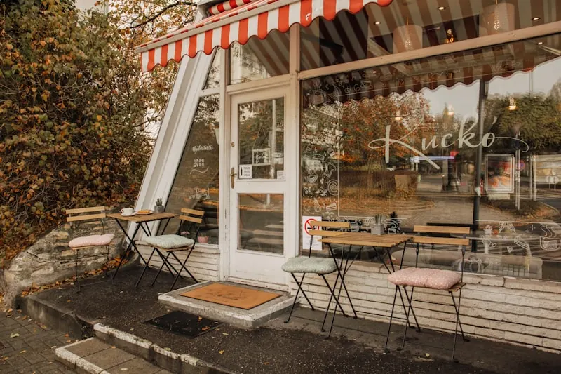 Specialty-coffee atmosphere — temporary stand-in for a founder portrait